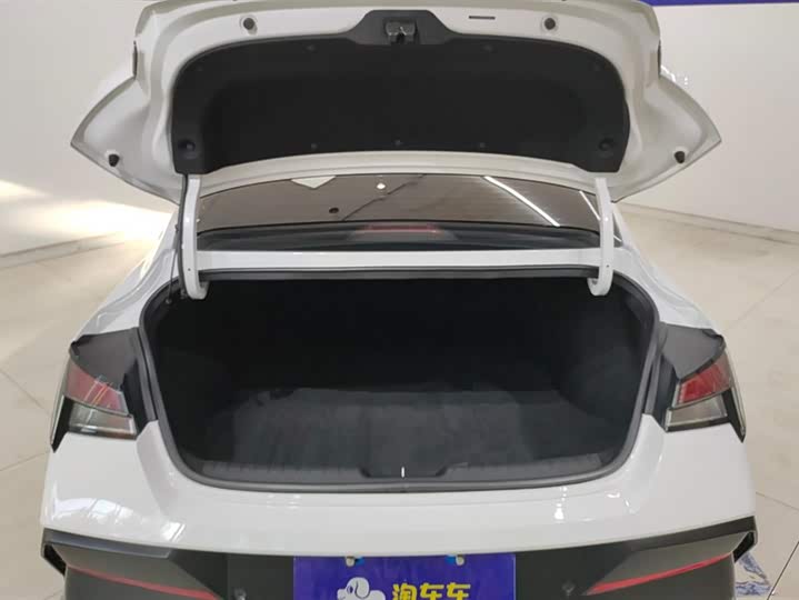 Фото 4 - Hyundai Elantra N line