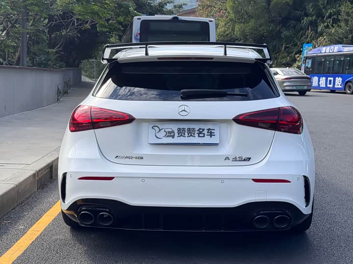 Фото 6 - Mercedes-Benz A-Class AMG