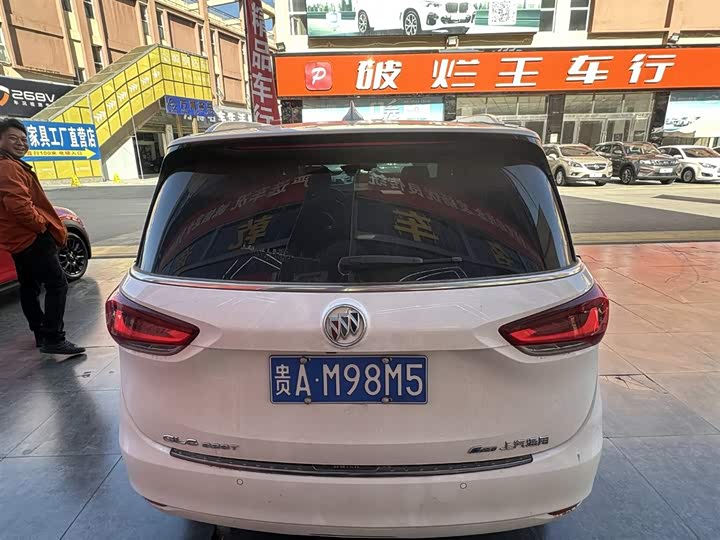 Фото 4 - Buick GL6