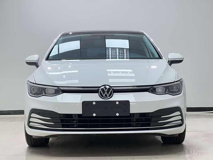 Фото 2 - Volkswagen Golf