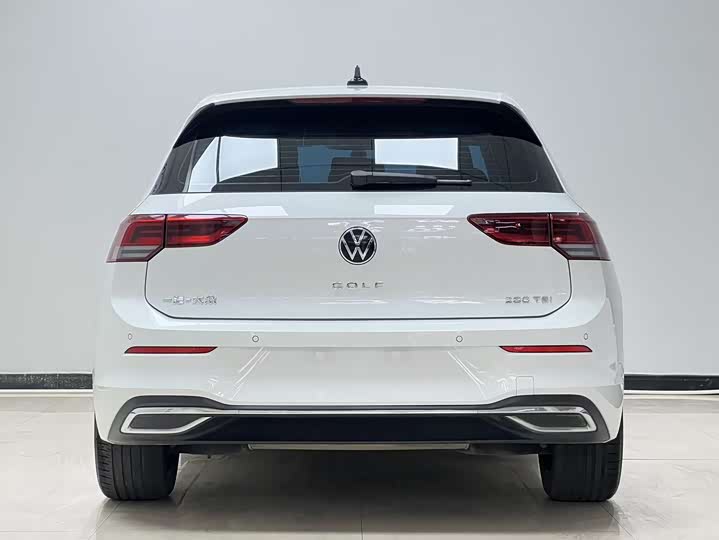 Фото 6 - Volkswagen Golf