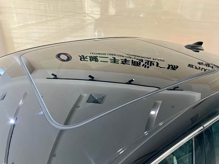 Фото 14 - Volkswagen Magotan