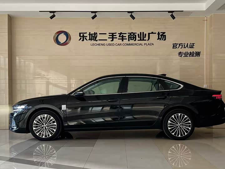 Фото 15 - Volkswagen Magotan