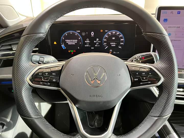 Фото 8 - Volkswagen Magotan