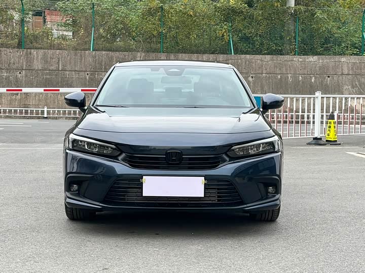 Фото 2 - Honda Civic