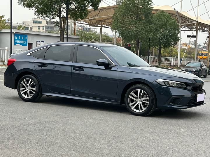 Фото 3 - Honda Civic