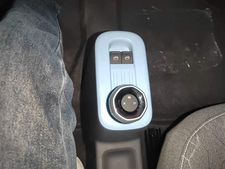 Фото 14 - Geely Galaxy Panda Mini