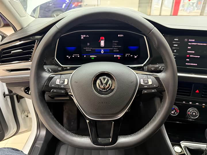 Фото 11 - Volkswagen Sagitar L