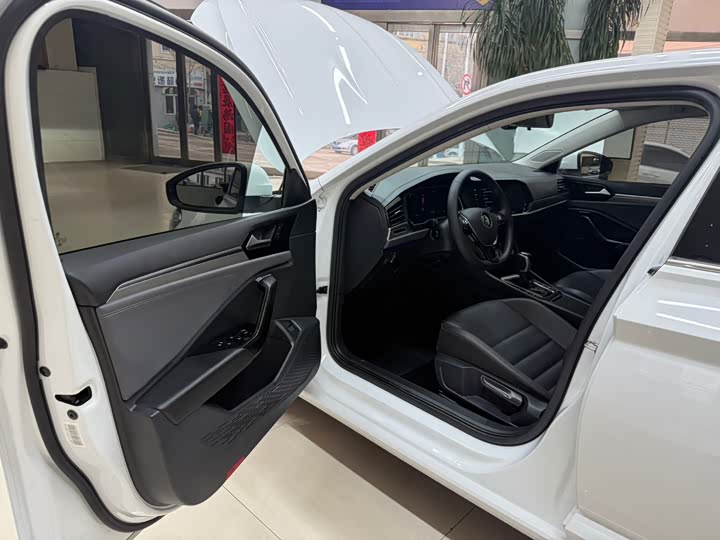 Фото 8 - Volkswagen Sagitar L