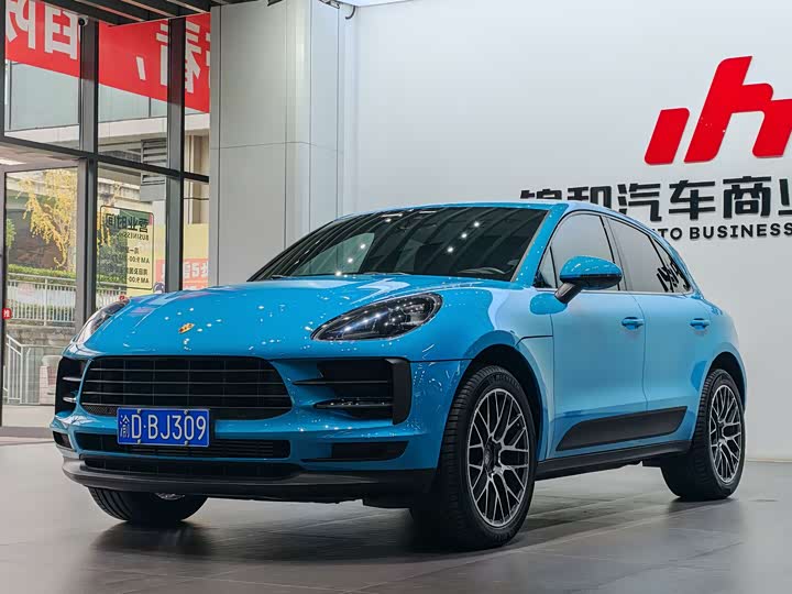 Фото 1 - Porsche Macan