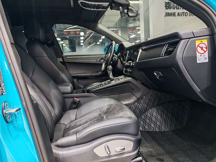 Фото 14 - Porsche Macan