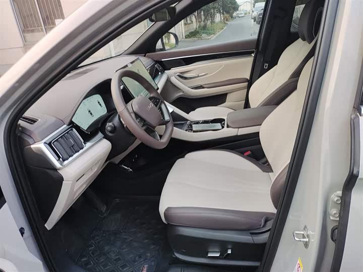 Фото 15 - BYD Song Plus Hybrid/EV