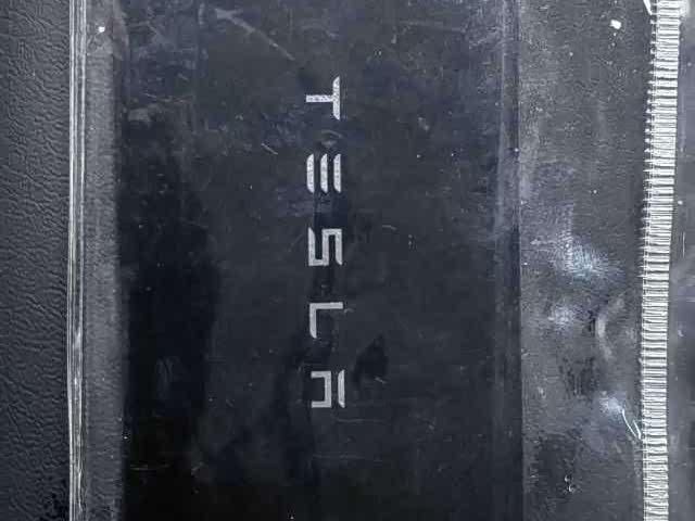 Фото 9 - Tesla Model Y