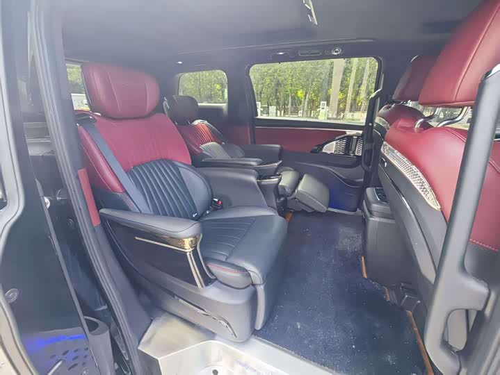 Фото 13 - GAC Trumpchi M8