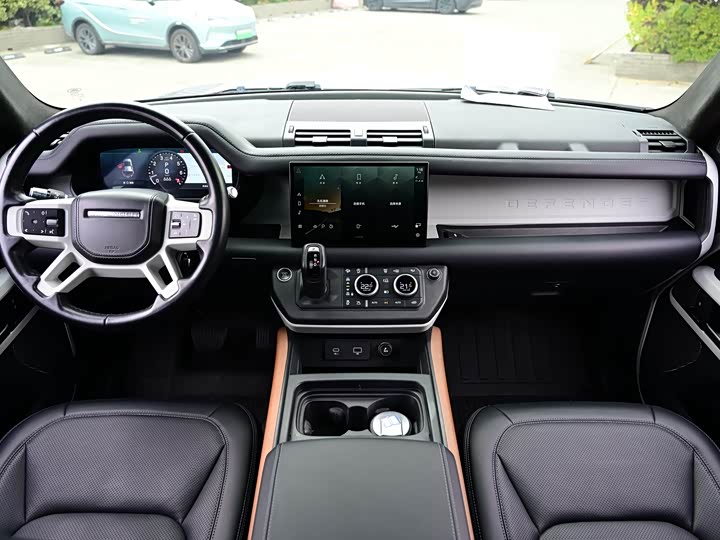 Фото 11 - Land Rover Defender