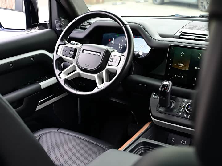 Фото 14 - Land Rover Defender