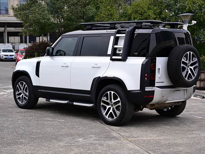 Фото 5 - Land Rover Defender