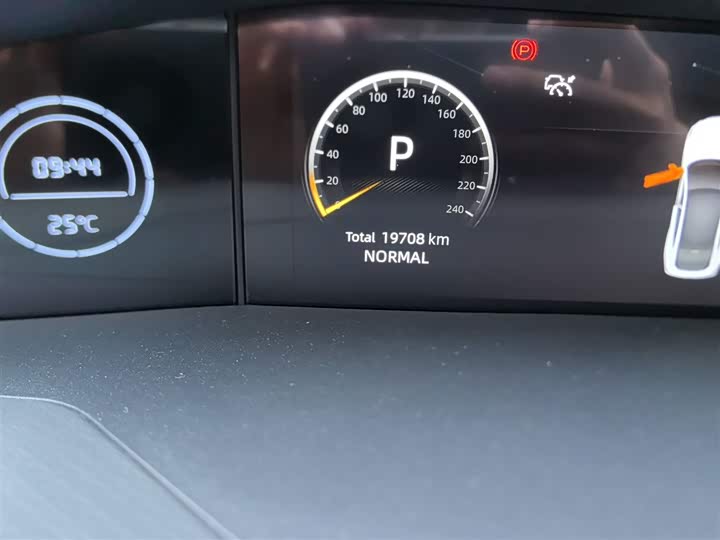 Фото 5 - Changan UNI-V