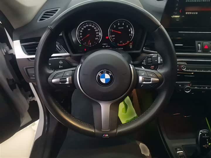 Фото 11 - BMW X1