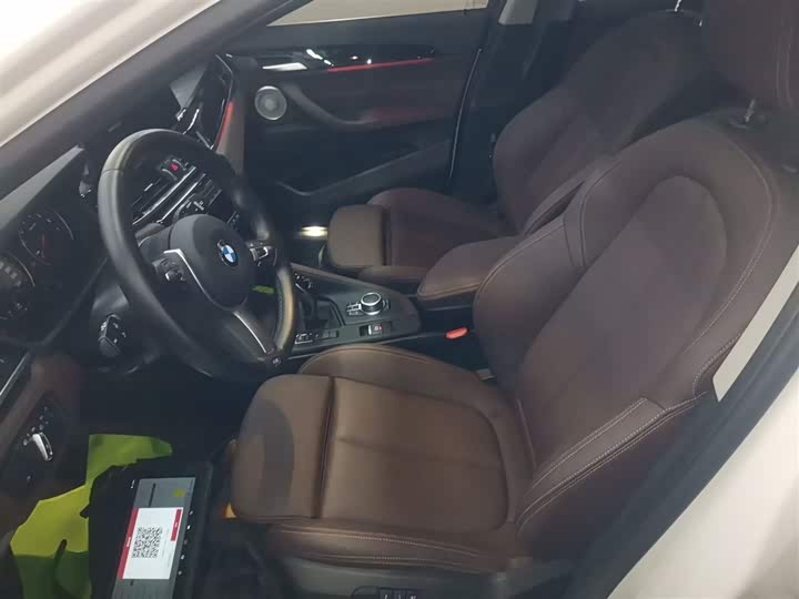 Фото 15 - BMW X1