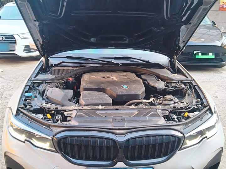 Фото 11 - BMW 3 Series