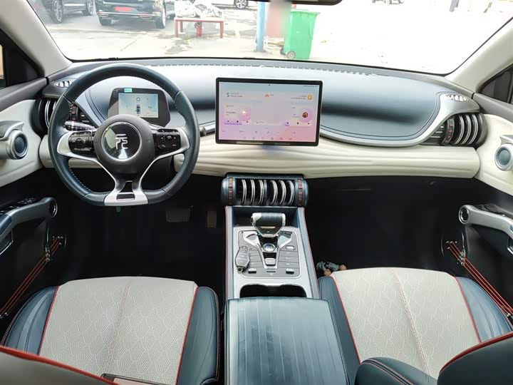 Фото 10 - BYD Yuan Plus