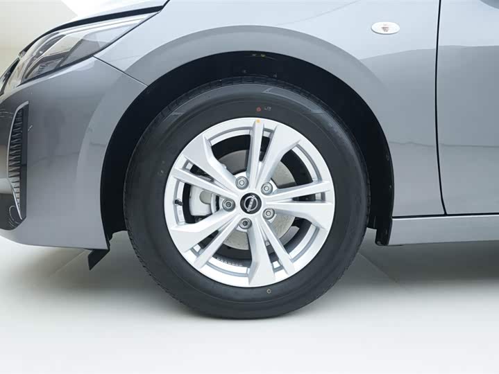 Фото 18 - Nissan Sylphy