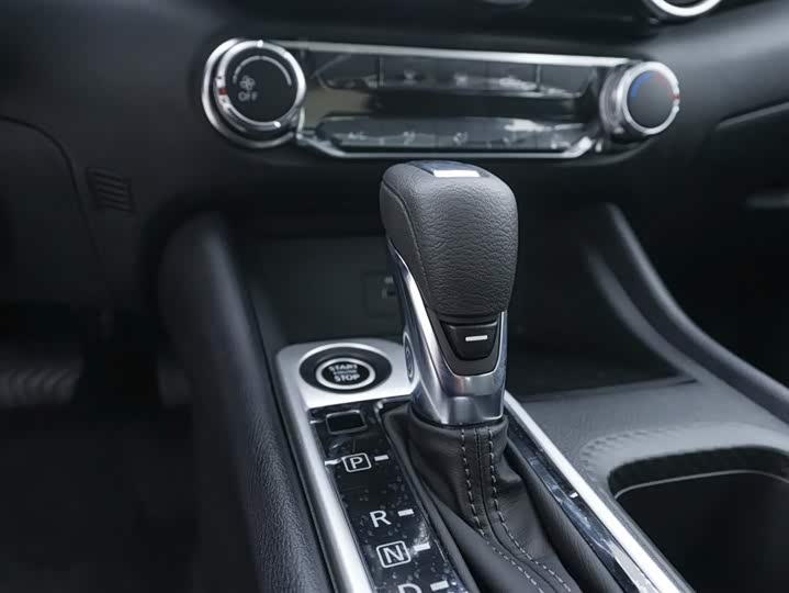 Фото 19 - Nissan Sylphy