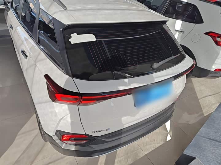 Фото 6 - Bestune T77