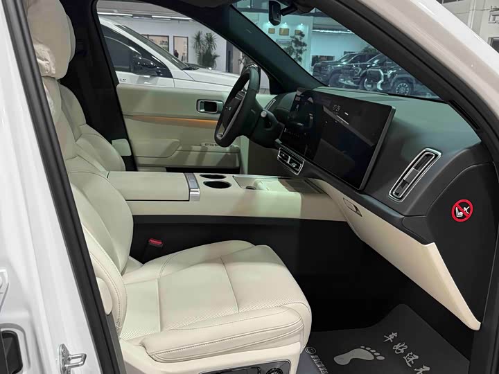 Фото 15 - LiXiang L7