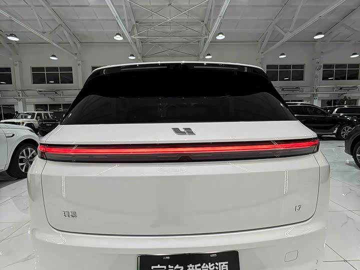 Фото 5 - LiXiang L7