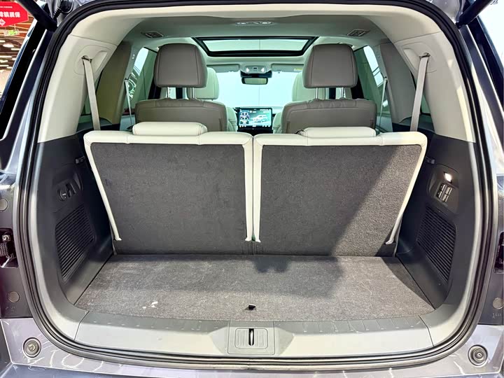 Фото 26 - GAC Trumpchi GS8