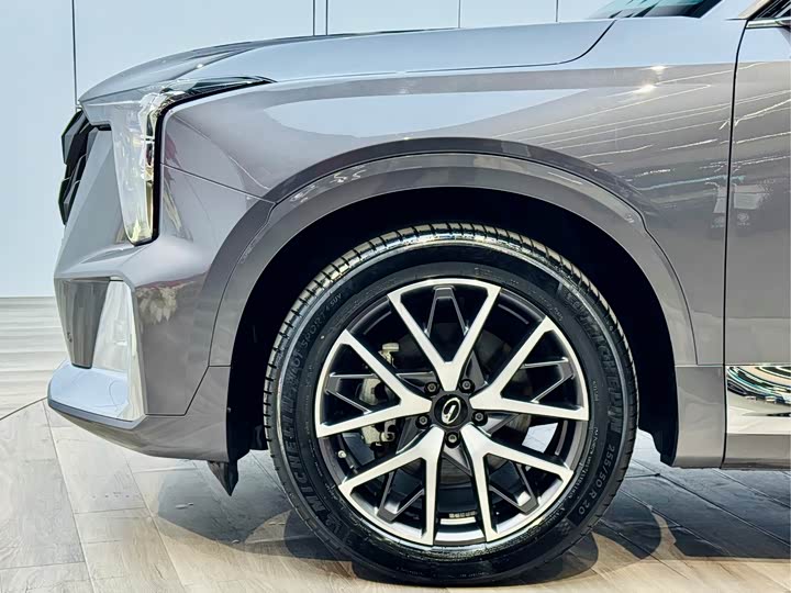 Фото 30 - GAC Trumpchi GS8