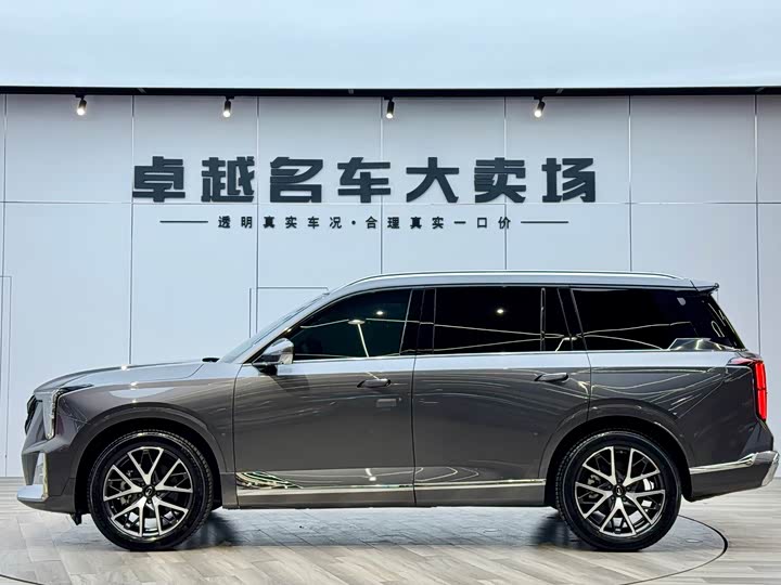 Фото 4 - GAC Trumpchi GS8