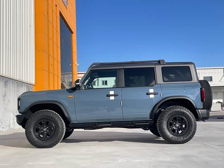 Фото 5 - Ford Bronco