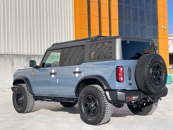 Фото 6 - Ford Bronco