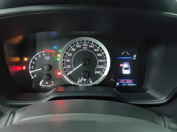 Фото 12 - Toyota Corolla