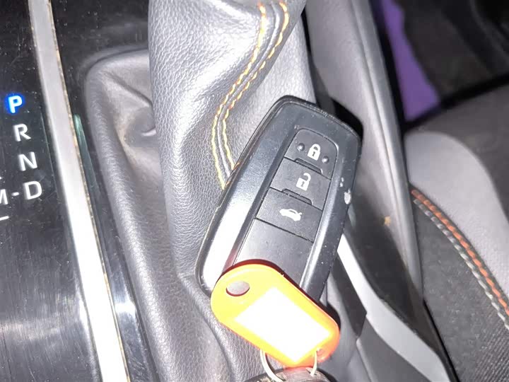 Фото 9 - Toyota Corolla