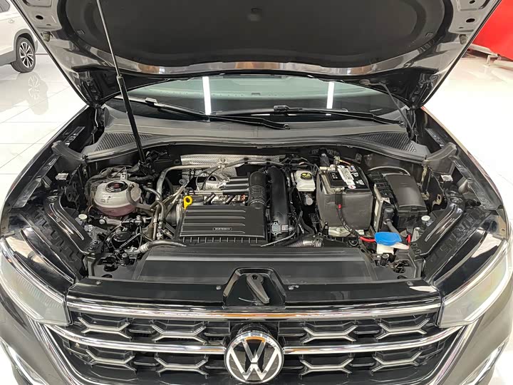 Фото 18 - Volkswagen Tayron