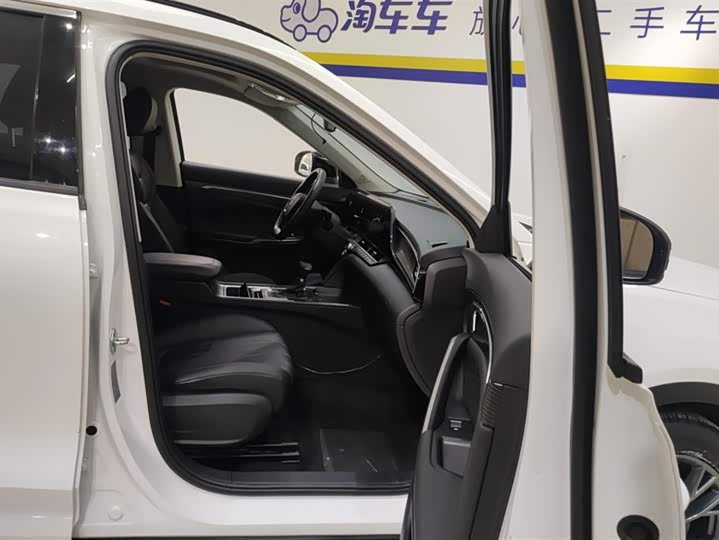 Фото 8 - Bestune T55