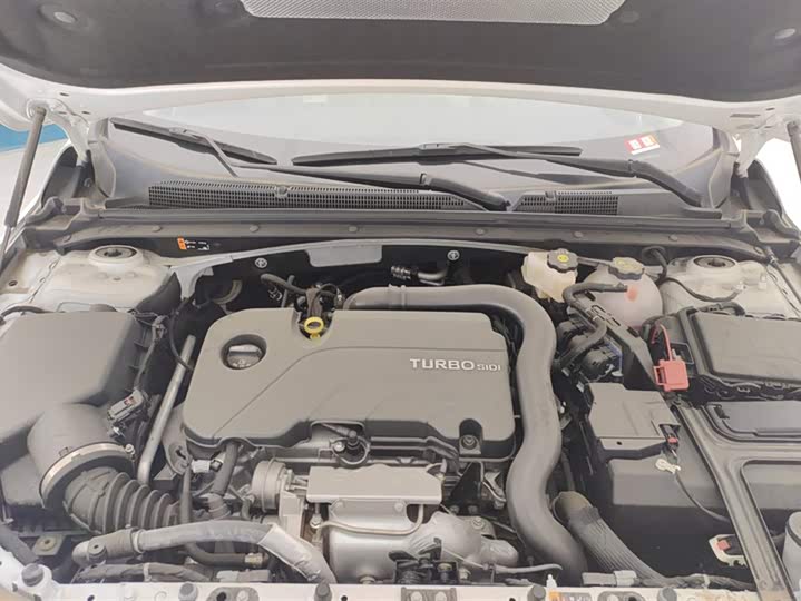 Фото 10 - Chevrolet Malibu XL