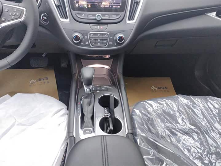 Фото 16 - Chevrolet Malibu XL