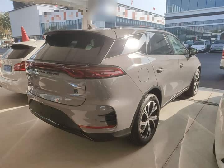 Фото 7 - BYD Tang Hybrid/EV