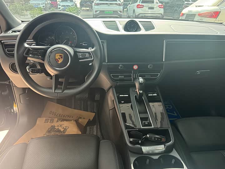 Фото 4 - Porsche Macan