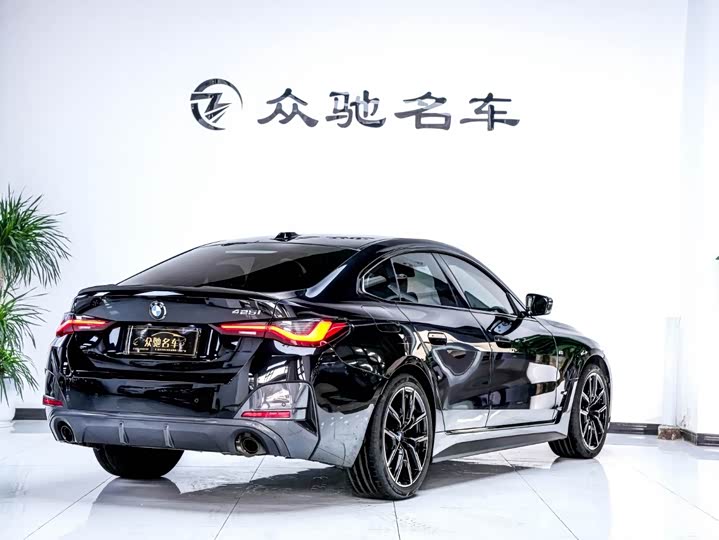 Фото 10 - BMW 4 Series