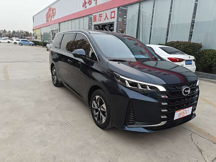 Фото 2 - GAC Trumpchi M6