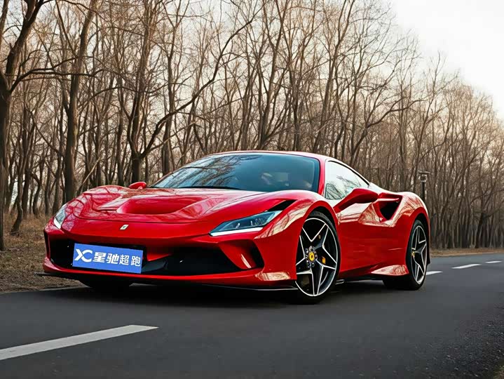 Фото 1 - Ferrari F8