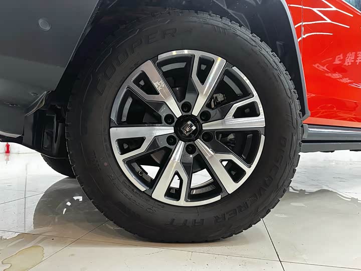 Фото 3 - Tank 300