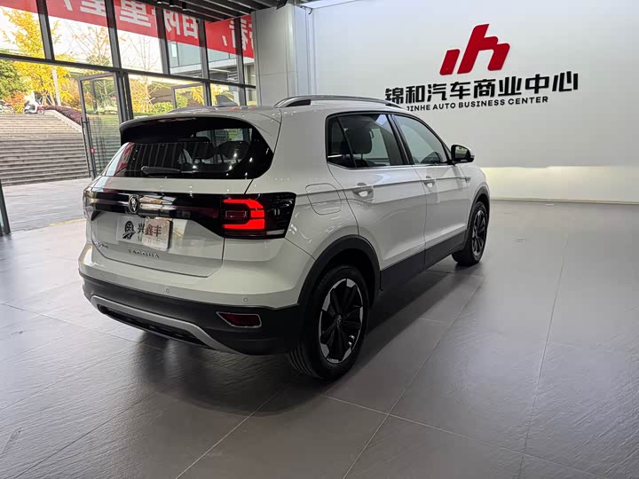 Фото 19 - Volkswagen Tacqua