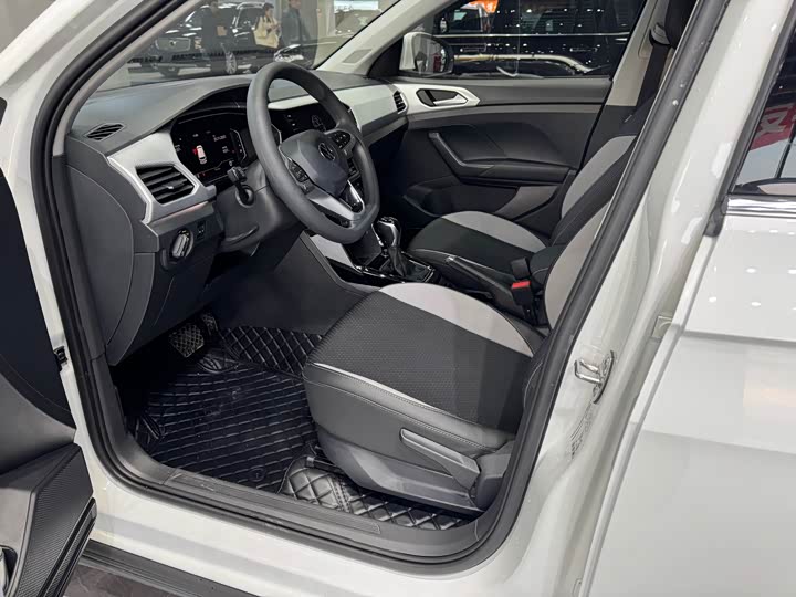 Фото 9 - Volkswagen Tacqua